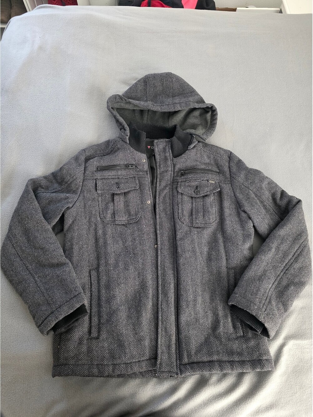 GUESS Menโs XL Gray Herringbone Hooded Jacket Coat Full Zip